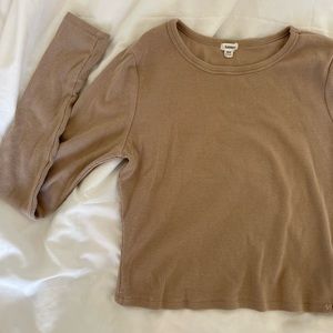 GARAGE tan cropped long sleeve size medium